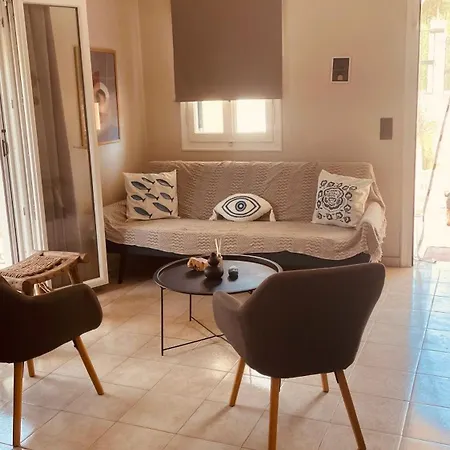 Casa Bellina ,potamos Private Garden & Free Parking Semesterbostad *