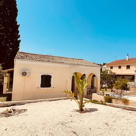Casa Bellina ,potamos Private Garden & Free Parking Evropouloi